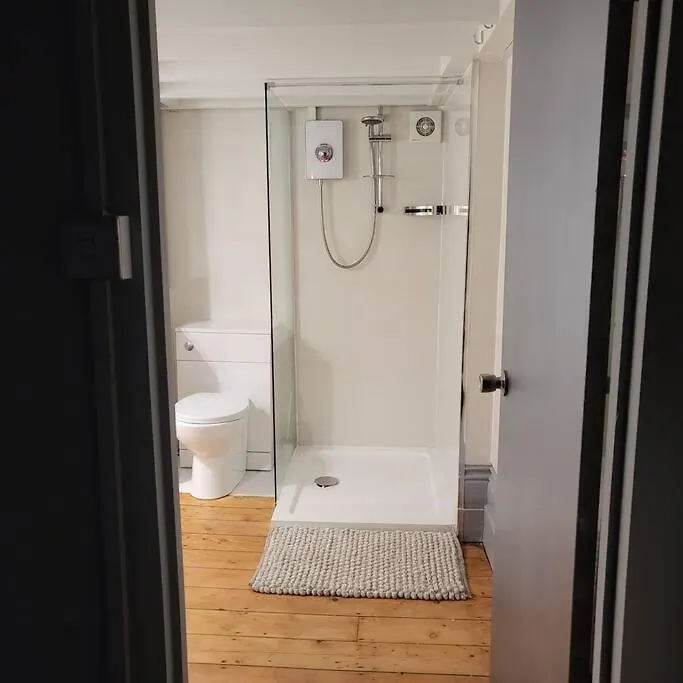 5 Luxury Spacious Loft - Prime Location - Comfortable Bed & Sofa Brighton