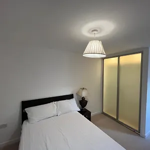  Apartment Avalon Center Of &